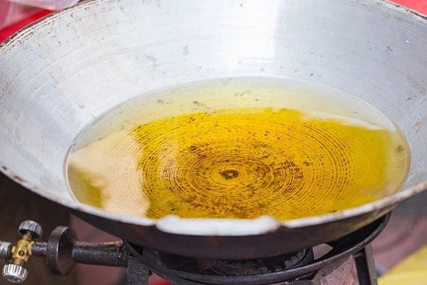 Coleta de óleo usado de cozinha em Guarapari